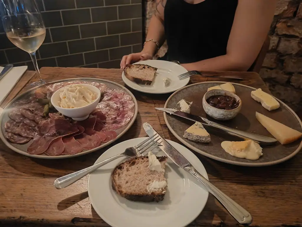 Joe G_OX Belfast_City of Belfast_review