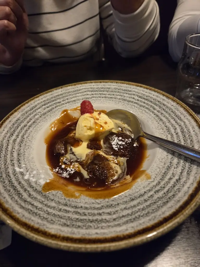 Dave Hong_The Lantern Restaurant_City of Belfast_review