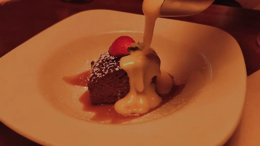 ablob_The Northern Whig_City of Belfast_review