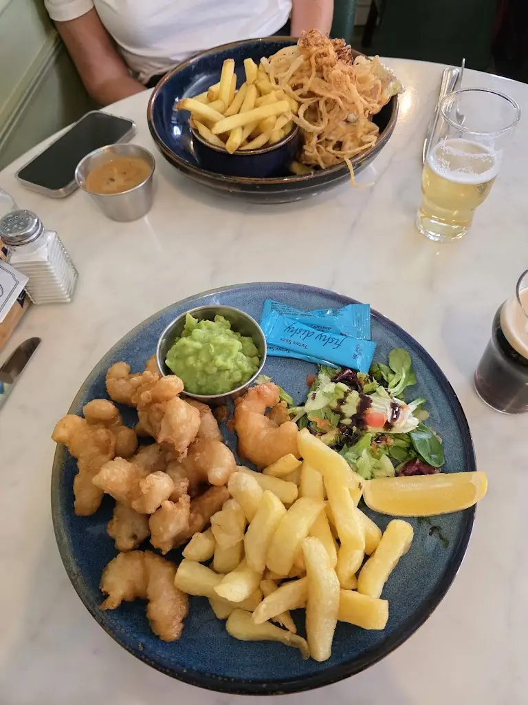 Harrys Cushendall_Cushendall_slider_image_3