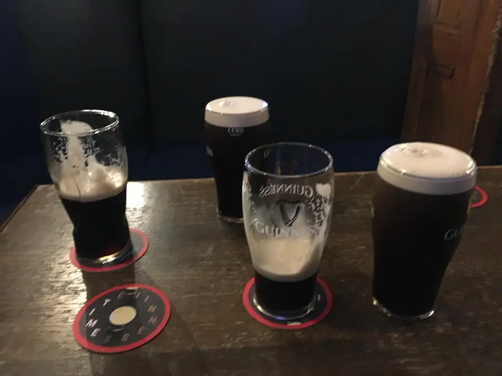 Menu_McMullan's Central Bar_Cushendall_immagine_1