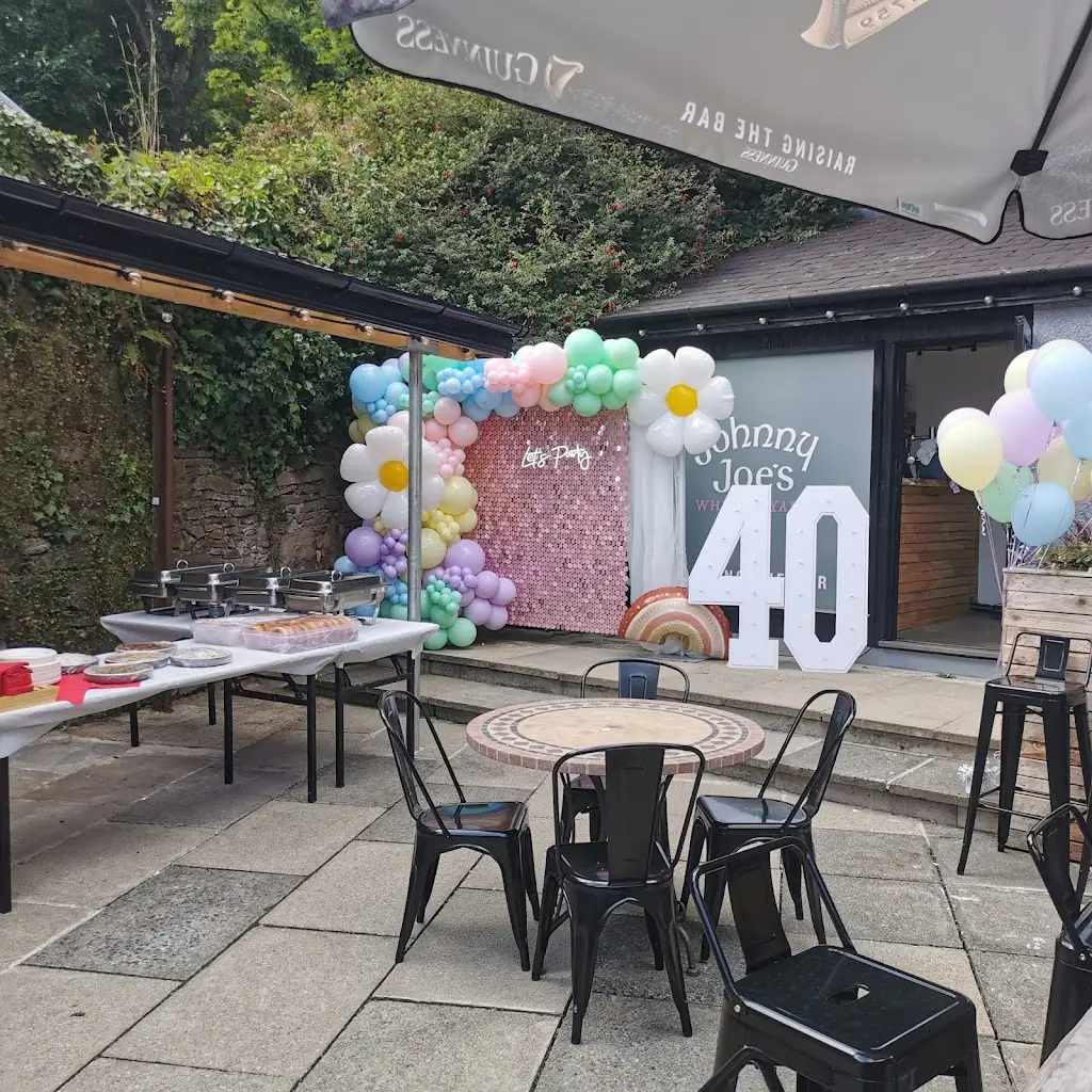 Johnny Joe's Mccollum's Bar_Cushendall_slider_image_1