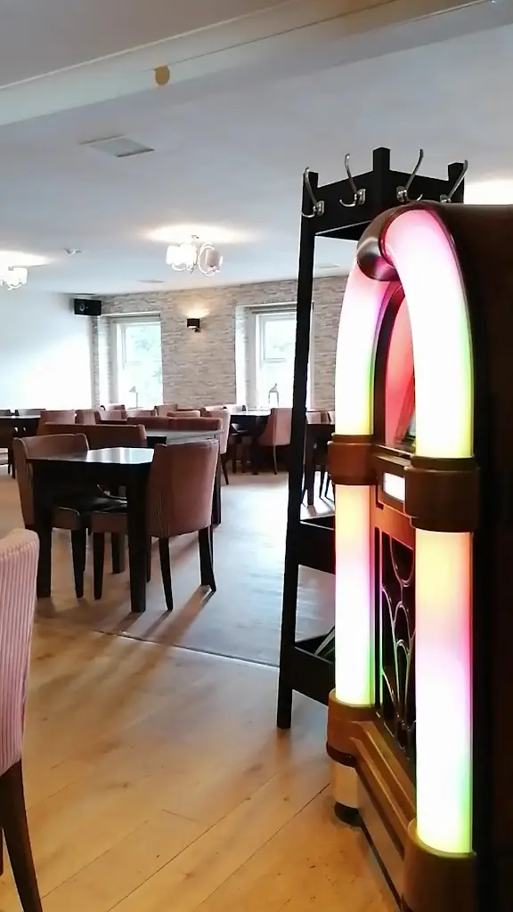 Ruby's Dundonald_Dundonald_slider_image_2