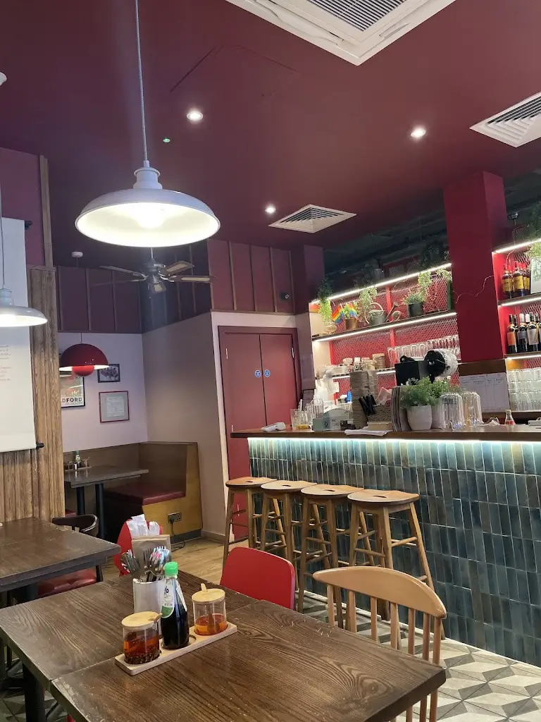 Rosa's Thai Guildford_Gilford_slider_image_3