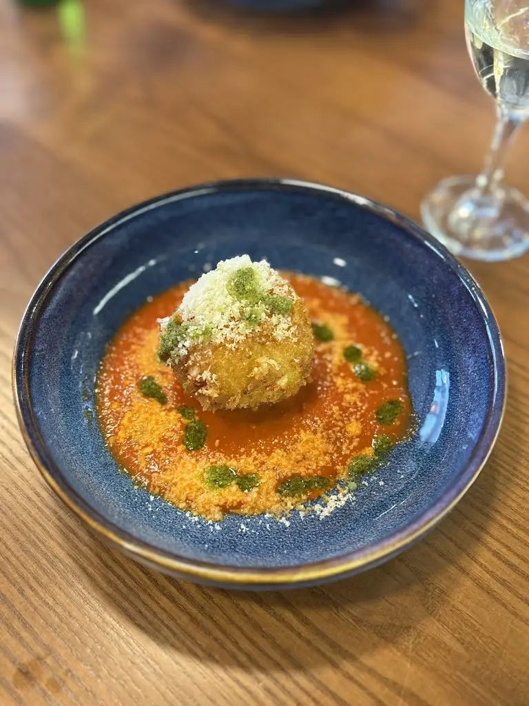 Lauren McKinney_Basilico_Dungannon_review