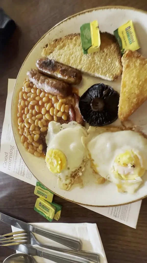 De Trafford Arms_Alderley Edge_slider_image_2