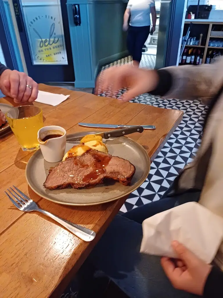 Menu_Deli on the Green_Dungannon_image_5