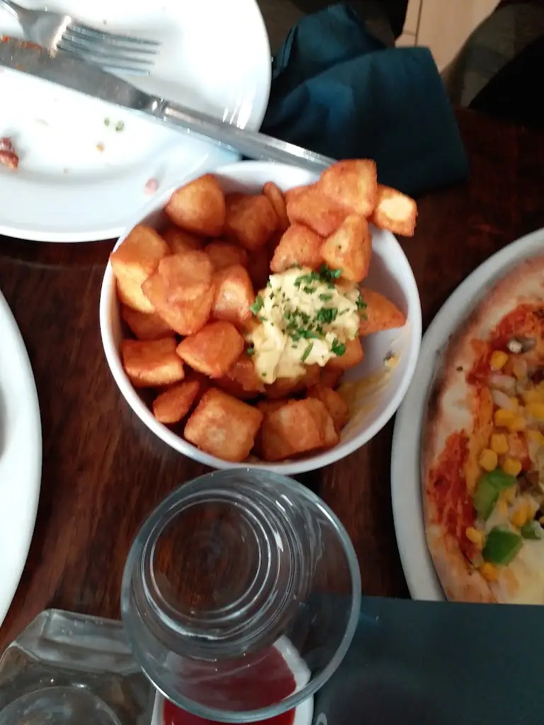 Menu_Cano's Italian Restaurant & Pizzeria_Dungannon_image_3