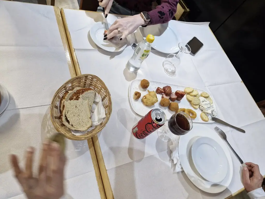 Pierre Smit_troppicana cafe / restaurante_Dungannon_review