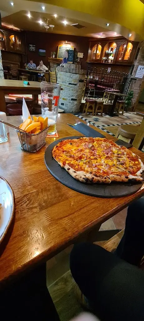 Janine_McAtee's Bar & Restaurant_Fintona_review