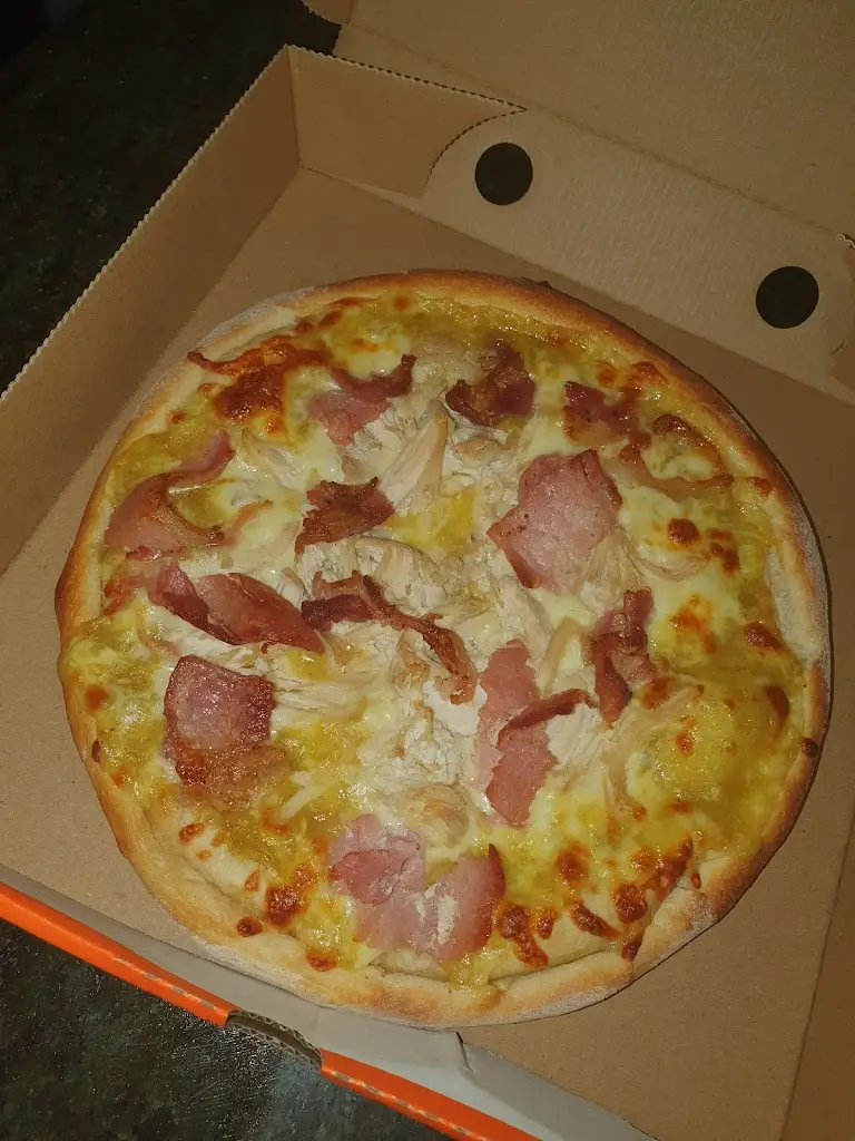 Pizza Place_Fintona_slider_image_2