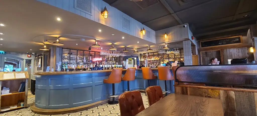 Tara Elizabeth_Windrose Bar & Restaurant_Greenisland_review