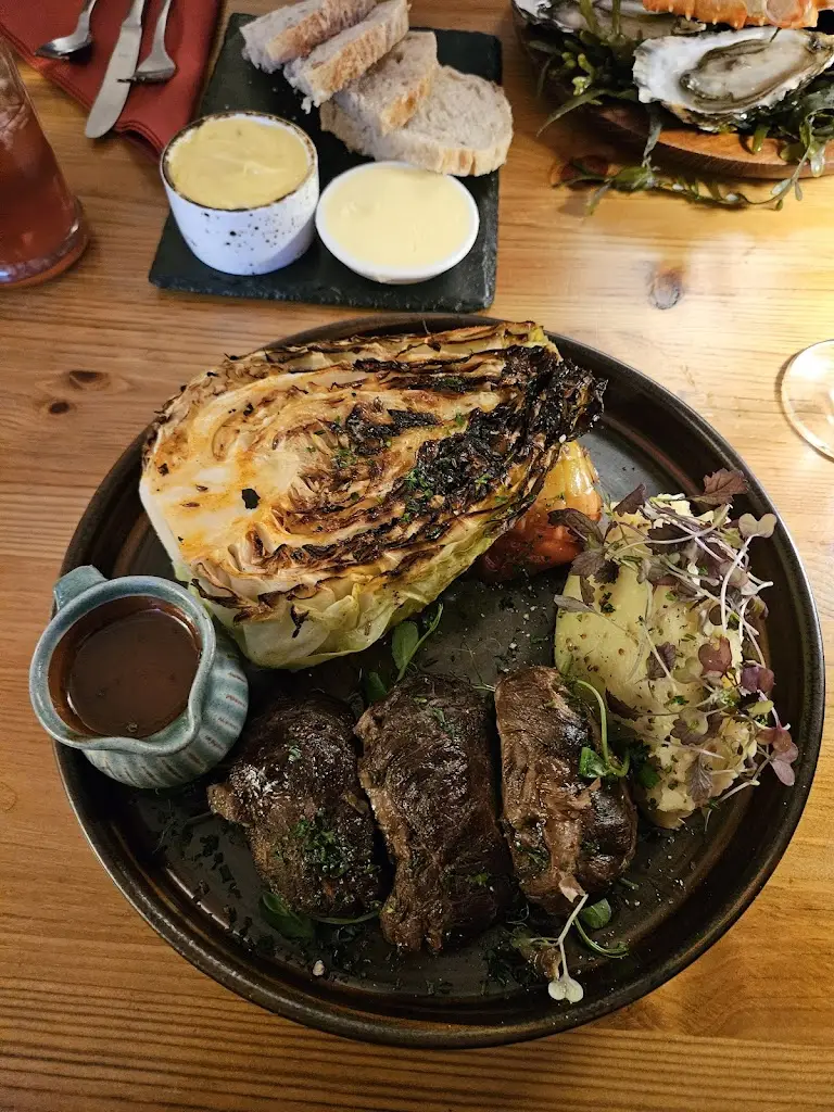 Le Petit Monde_Bideford_slider_image_2