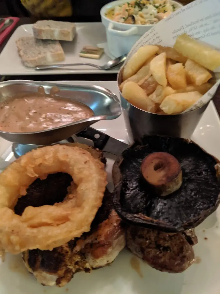 Menu_Ownies Bar and Bistro_Greenisland_image_7