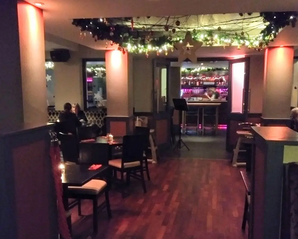 Bureau by the Lough_Jordanstown_slider_image_1