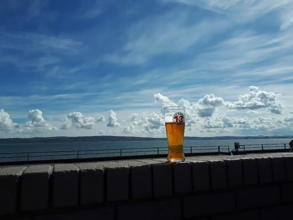 Bureau by the Lough_Jordanstown_slider_image_3