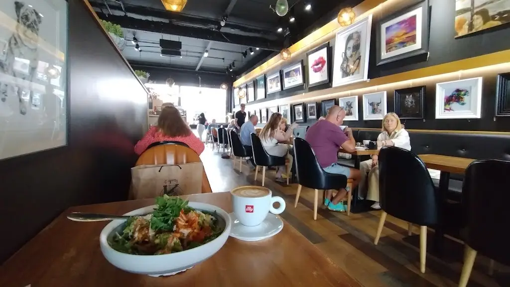 Whose Art Café_Jordanstown_slider_image_3