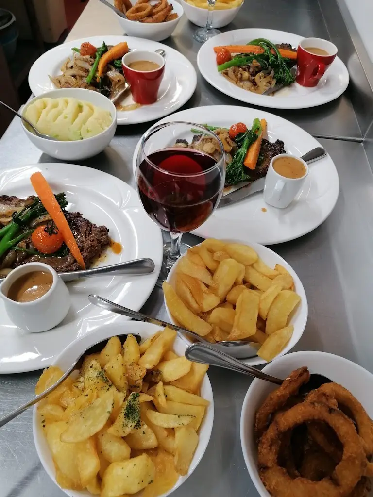 Milly's Restaurant Tempo_Fivemiletown_slider_image_3