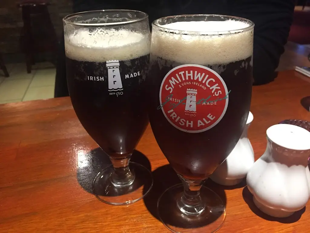 Marissa Stewart_The Tipsy Cow Bar and Bistro_Fivemiletown_recensione