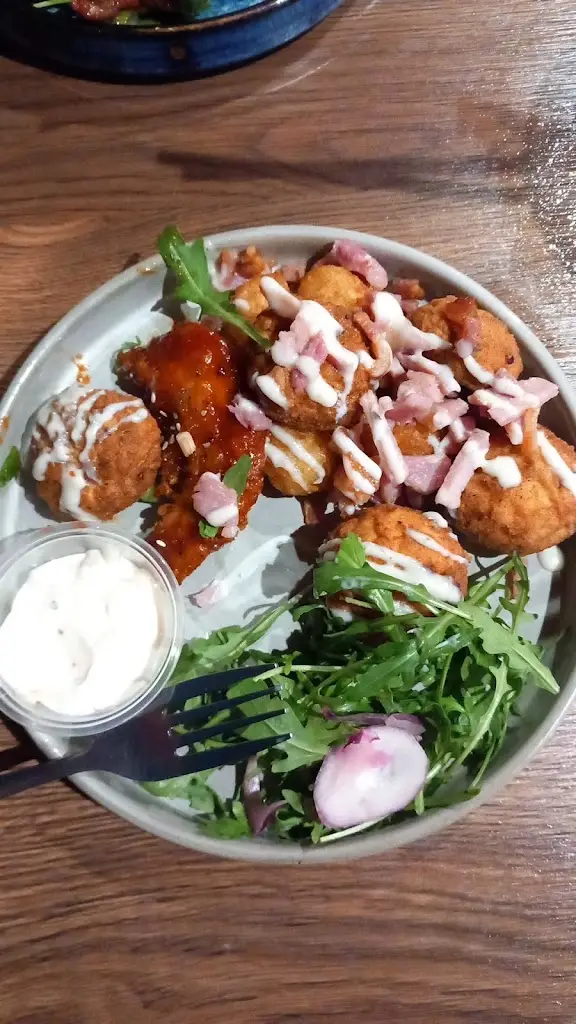 Staffyheaven Dee_Blue Bear Grill_Lisburn_review