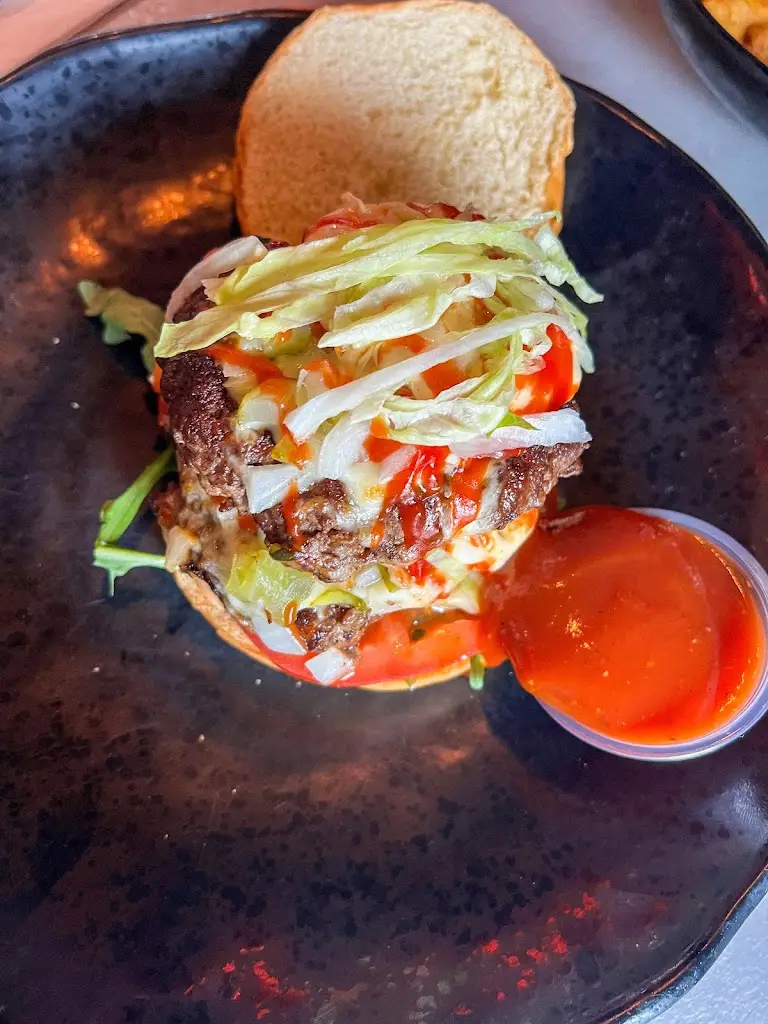 Fatima R. Altaie_Jersey Street Grill_Lisburn_review