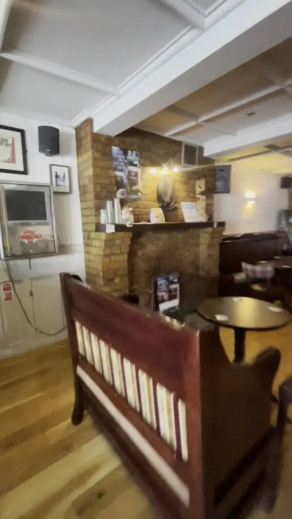 Mones Bar_Keady_slider_image_2