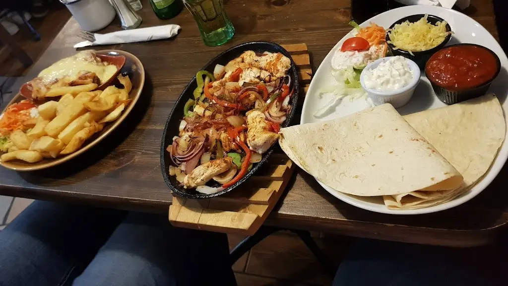 Port O Call_Kilkeel_slider_image_2