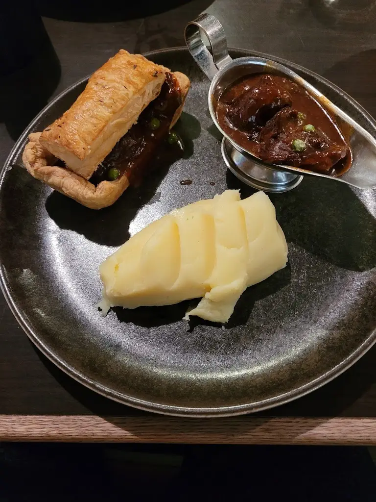 Dallin Nelson_The Exchange_Derry_review