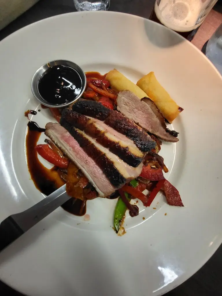 Scott Hendrix_The Exchange_Derry_review