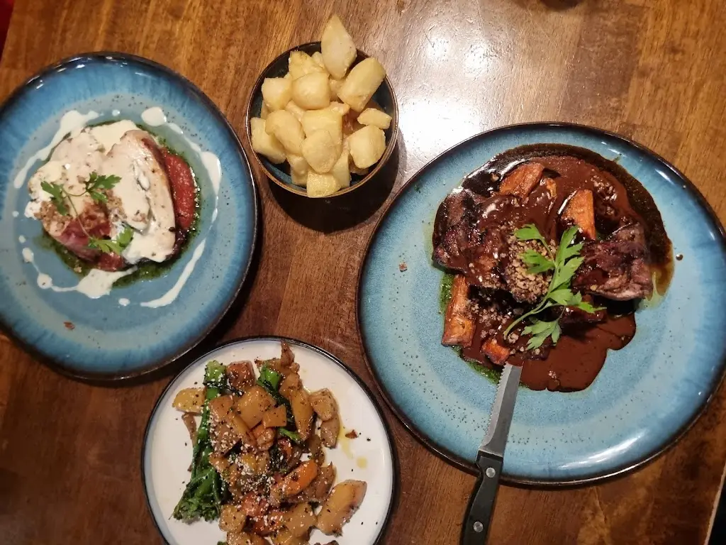 Blackbird_Derry_slider_image_3