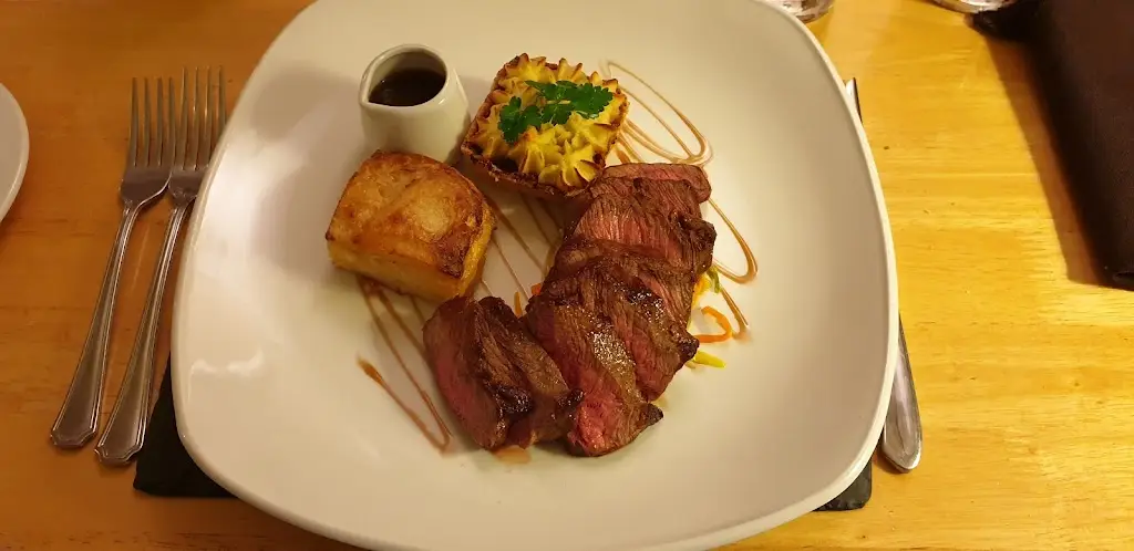 Dominic Allen_Memories Restaurant_Bideford_review