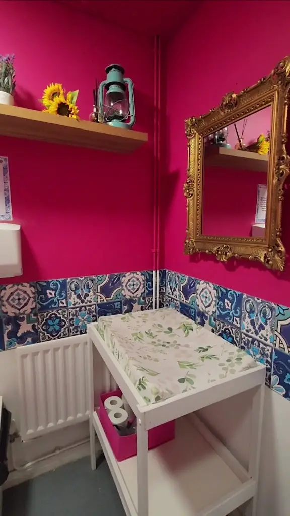 Janet Saucedo_SPAGHETTI JUNCTION_Derry_review