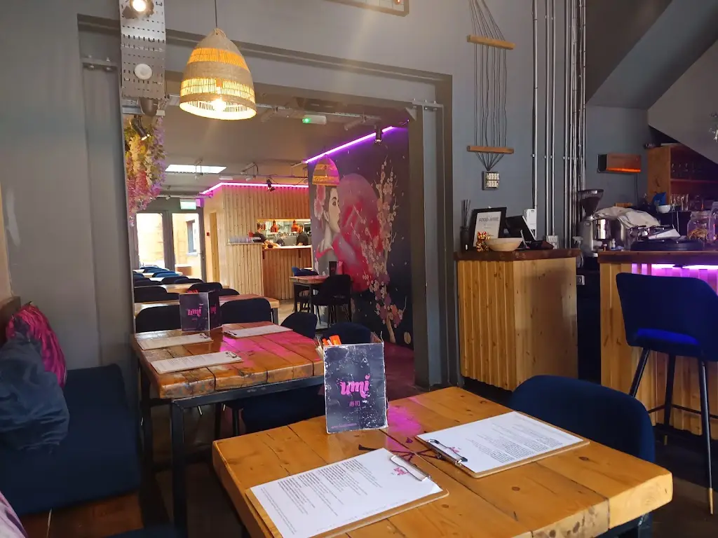 Umi_Derry_slider_image_3