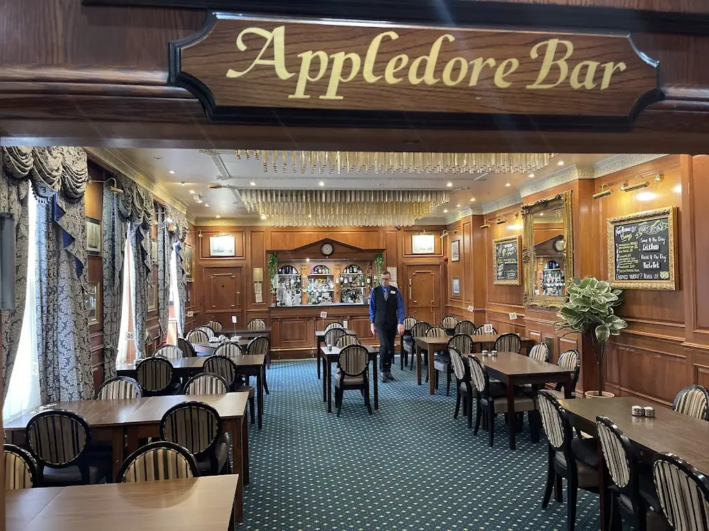 Olive Tree Restaurant & Appledore Bar_Bideford_slider_image_3