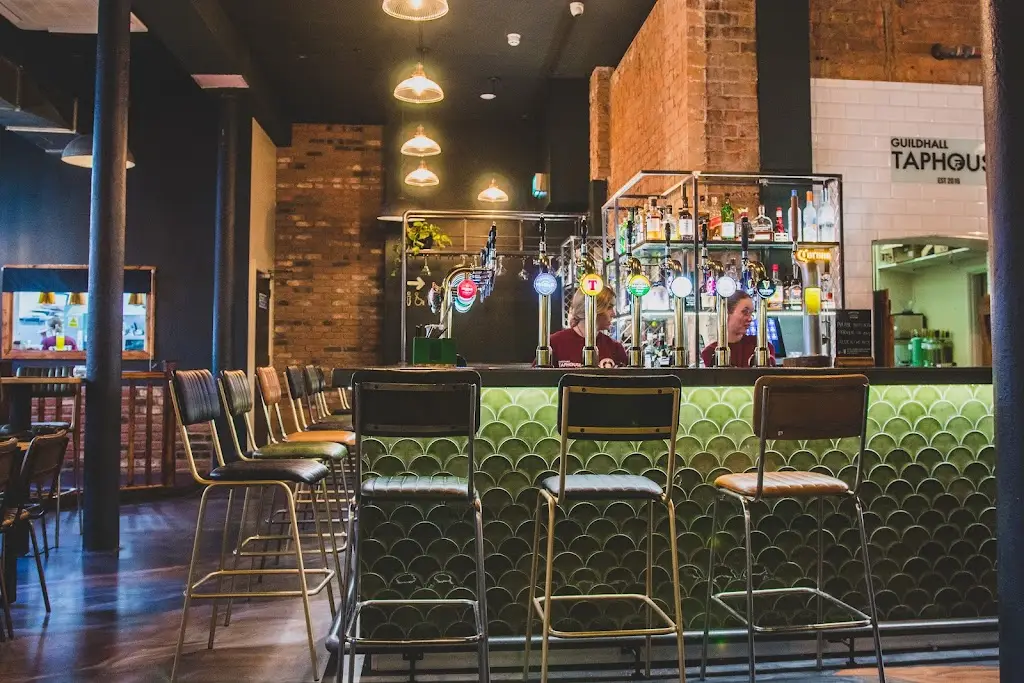 Guildhall Taphouse_Derry_slider_image_1