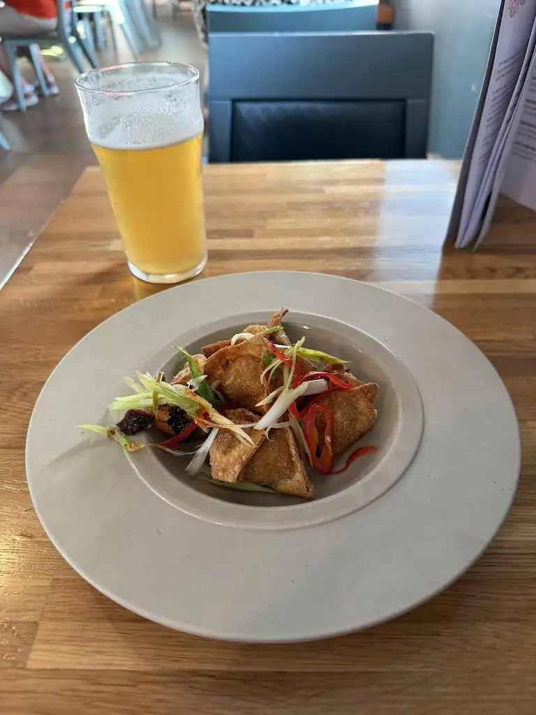 Kaitlin Lawless_Walled City Brewery_Derry_review