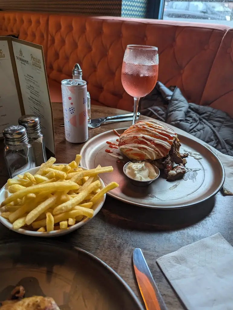 Stephen Yathindran_The Embankment Bar & Grill_Derry_review