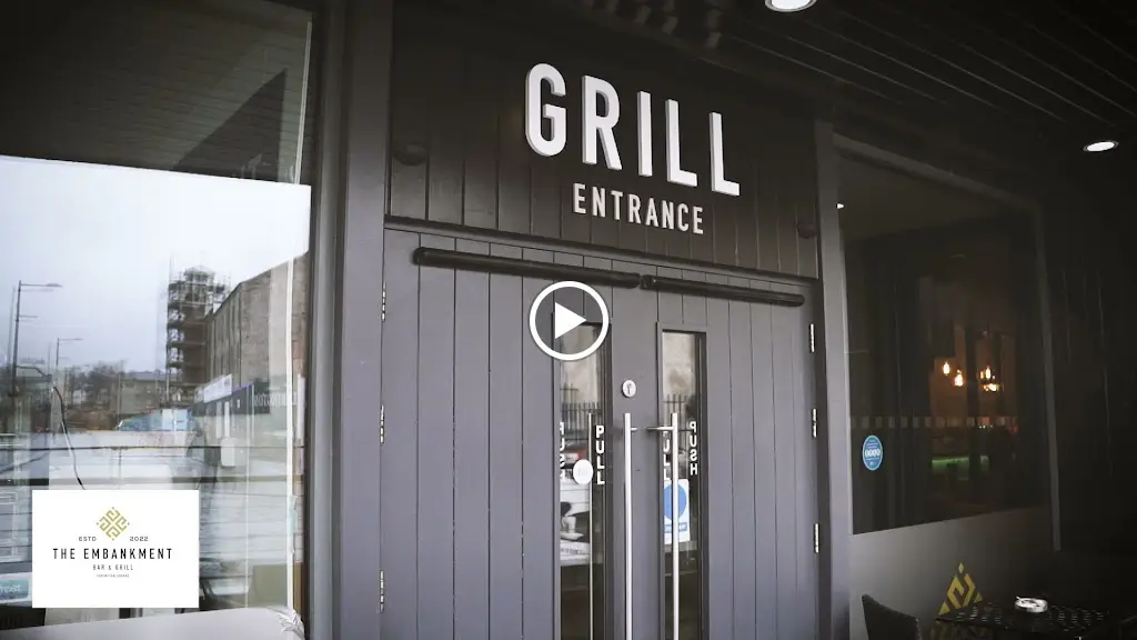 The Embankment Bar & Grill_Derry_slider_image_2