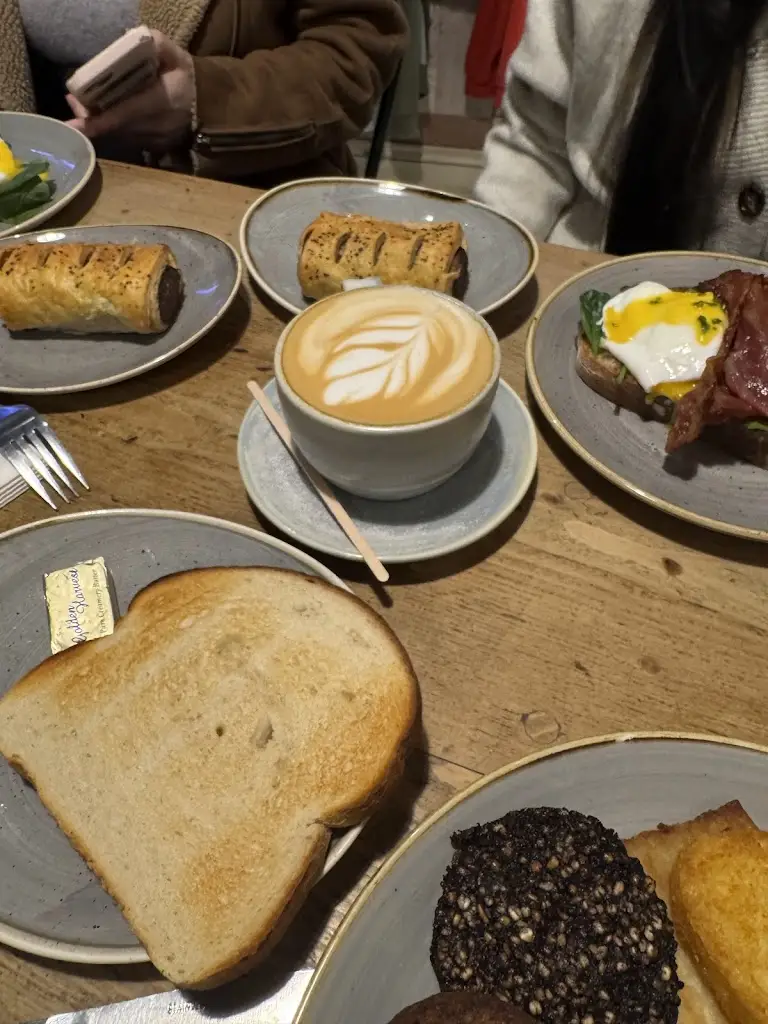 Aoxue Chenqi_The Scullery Cafe_Derry_review