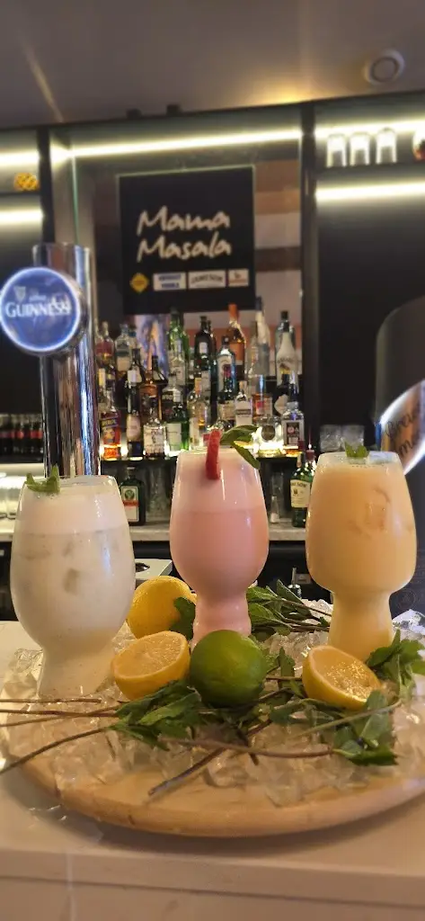 Mama Masala Restaurant_Derry_slider_image_3