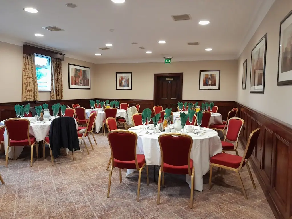 Allan MacIver_Corr's Corner Hotel_Newtownabbey_review