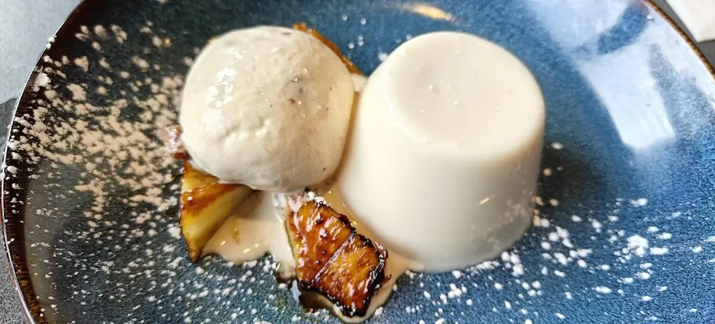 Josette Micallef_The Bull & Claw Newtownards_Newtownards_review