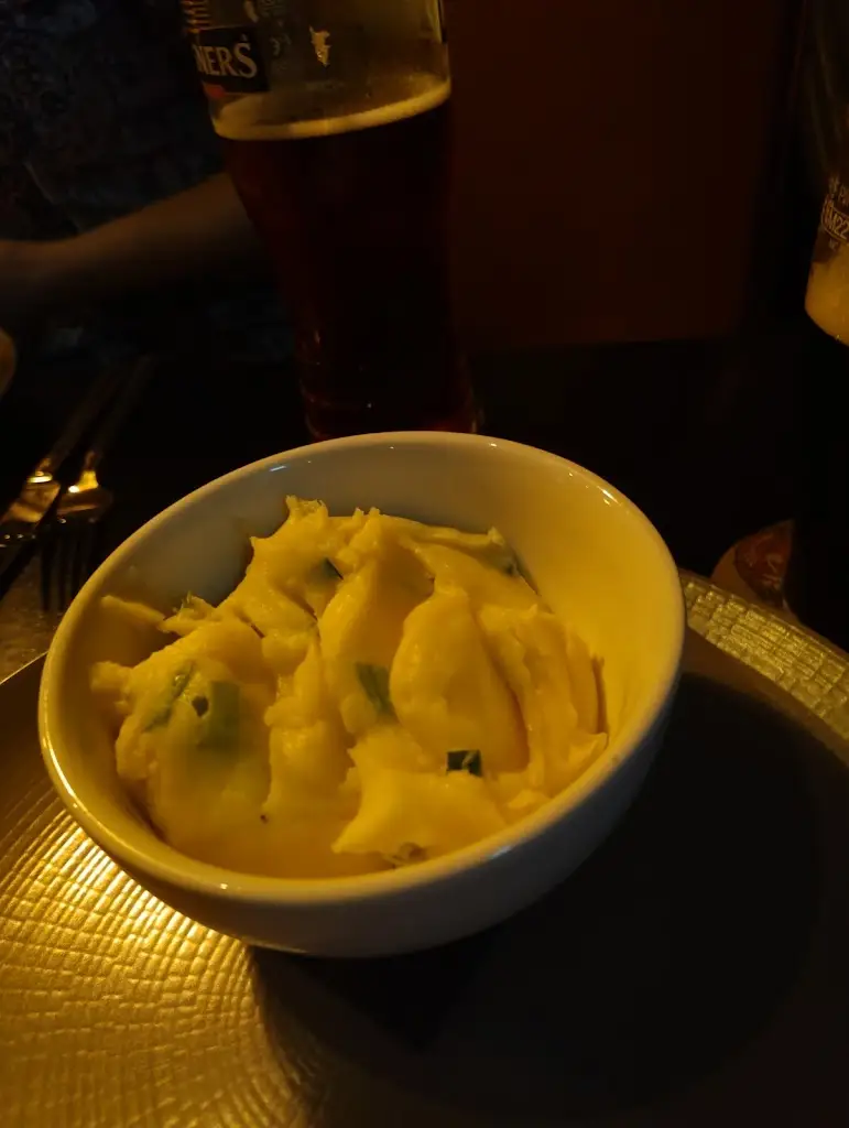 Mervyn Neill_Romas_Newtownards_review