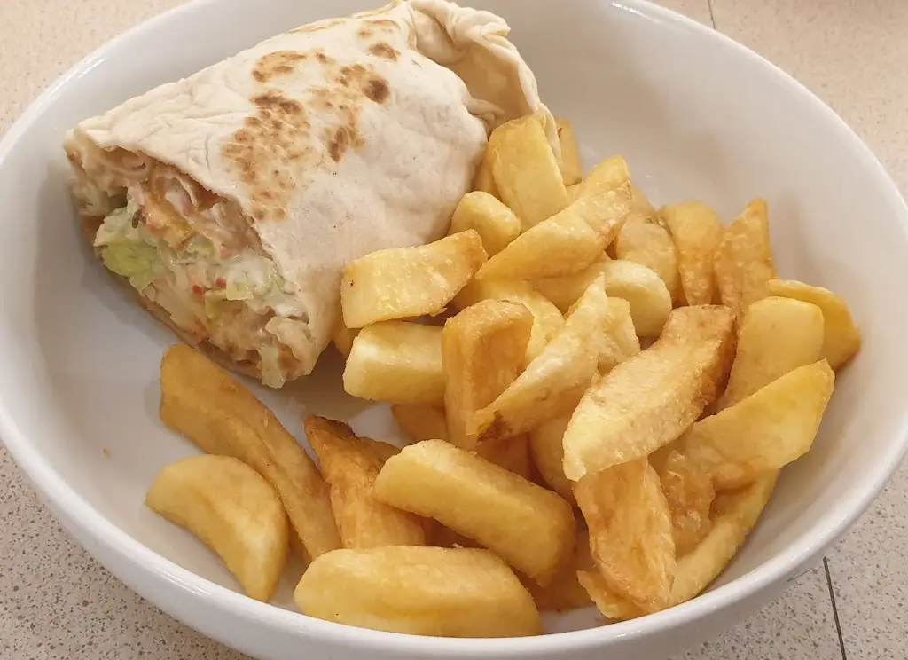 Austen Harmsworth_Sunrise Fastfood_Lisnaskea_review