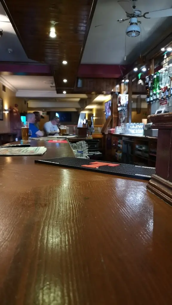 The Oak Barrell Bar_Lisnaskea_slider_image_2