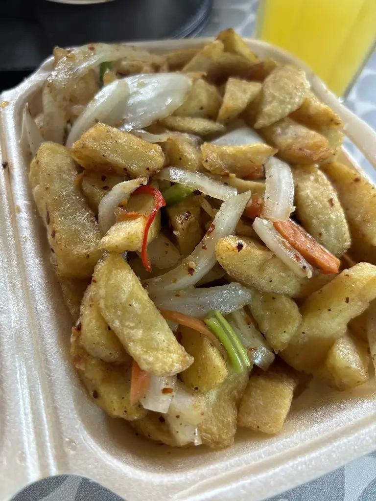 Tara_Lucky House Lisnaskea_Lisnaskea_recensione