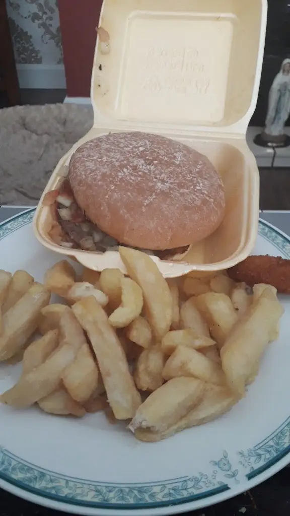 Anne Marie Mcgirr_The Golden Chip_Moneymore_recensione