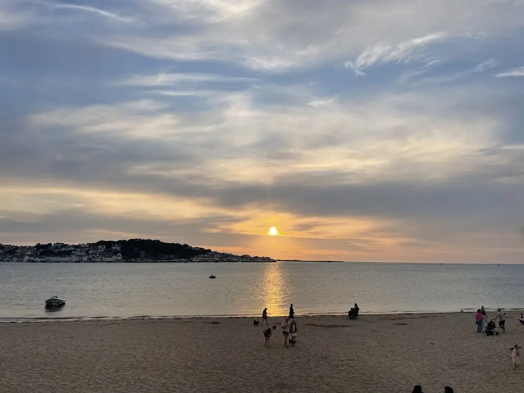 Jennika Irvine_The Boathouse_Bideford_review