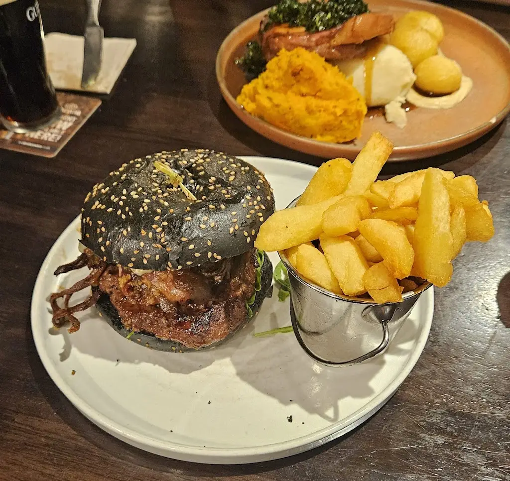 Kimon Metaxiotis_The Quays Bar & Gastropub_Portrush_review