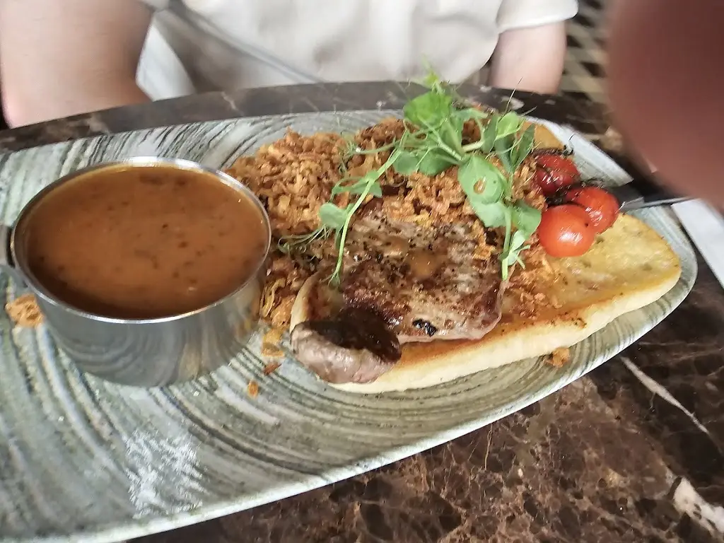 Dawn Cox_Loft 56_Rathfriland_review